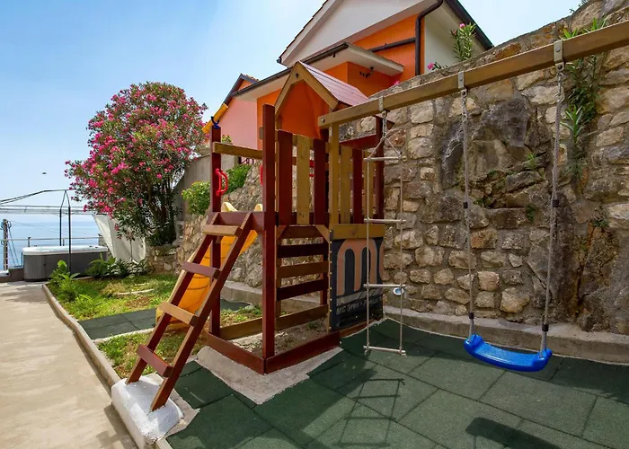 Cozy In Mošćenička Draga